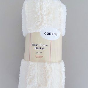 NWT Comma Home faux fur throw